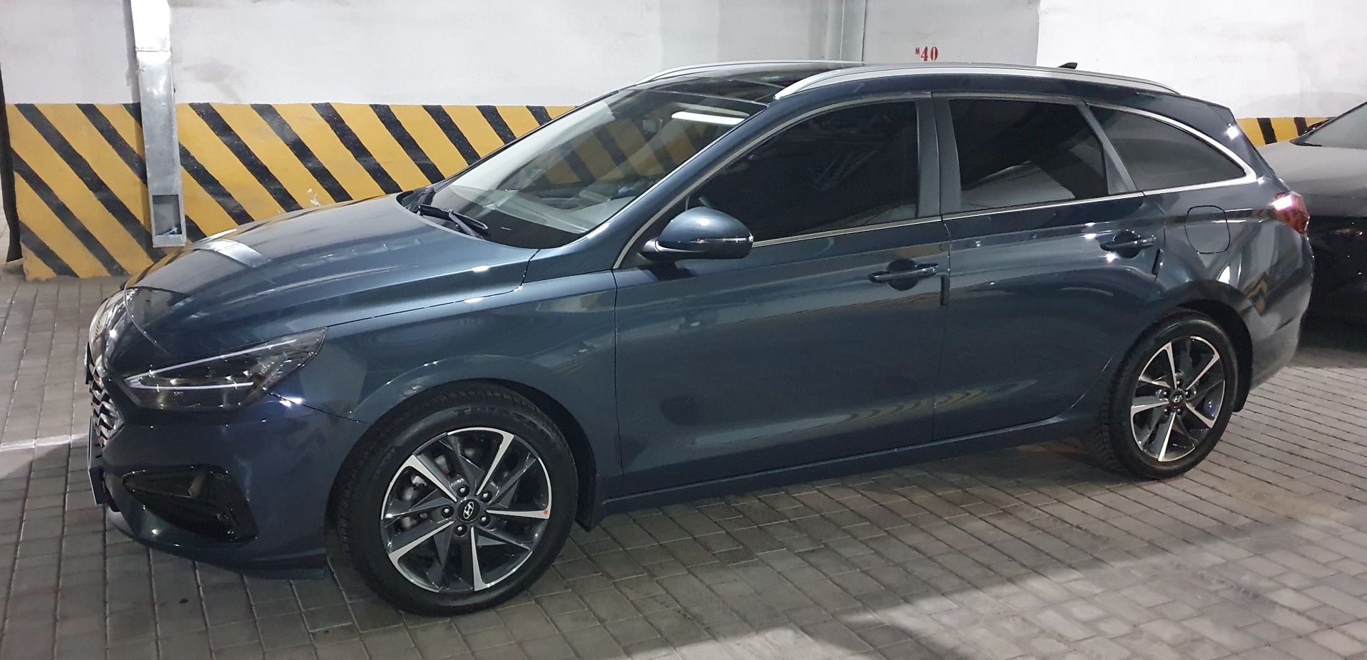 Хендай i30 премиум.