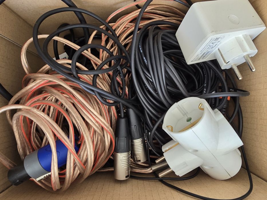 Vând urgent echipament audio