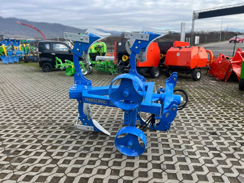 Plug agricol cu 2  brate reversibil hidraulic plug nou