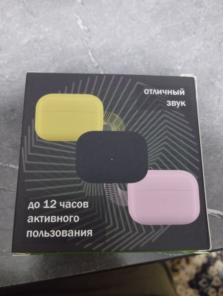 Наушник продам новый