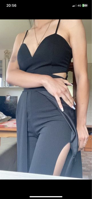 Vand 2 rochii pentru ocazii speciale