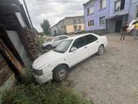 Nisan bluebird 1998