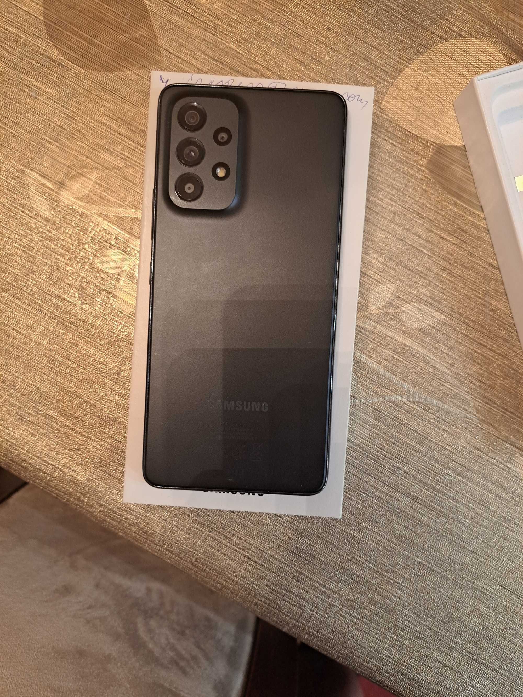 Чисто нов Samsung Galaxy a53 5g 256gb