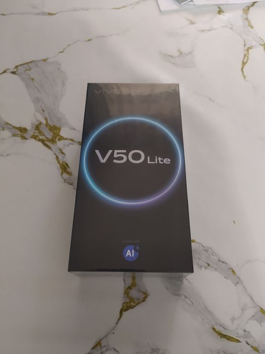 Смартфон Vivo v50 lite