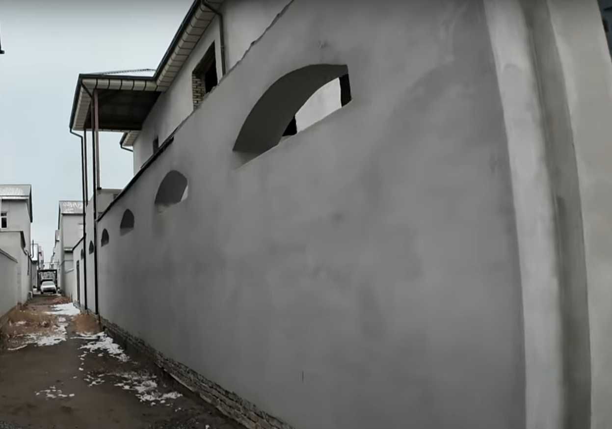 Ховли жой 400 кв м, Бурон заправка оркасида