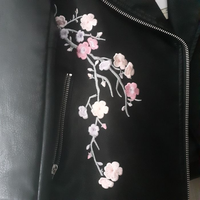 Geaca neagra piele ecologica