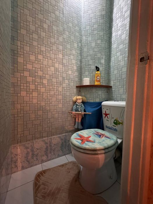 Продаю свои две 2х комнатные квартиры в общем коридоре по улице Бабура