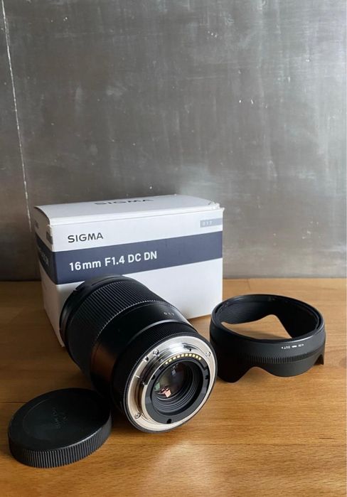 Obiectiv Sigma 16 mm F1.4 DC DN-67mm, E mount!