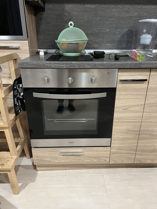 Whirpool фурна за вграждане