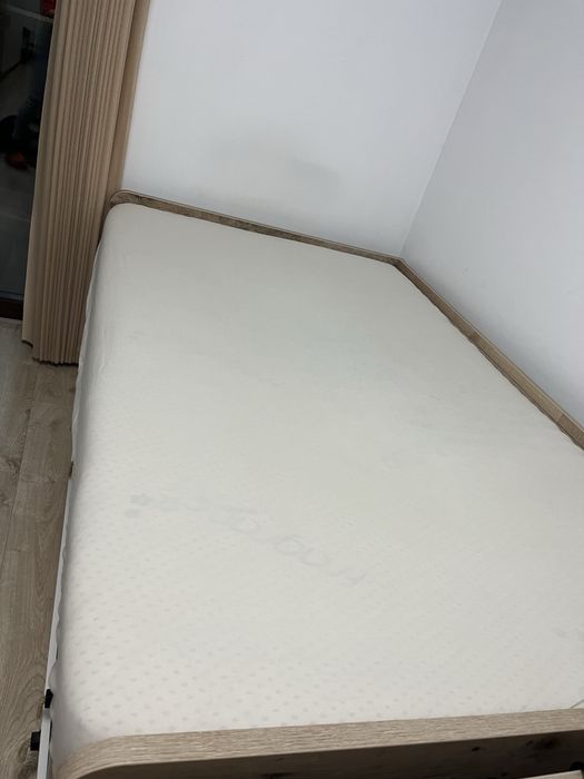 Двуетажно легло + два матрака