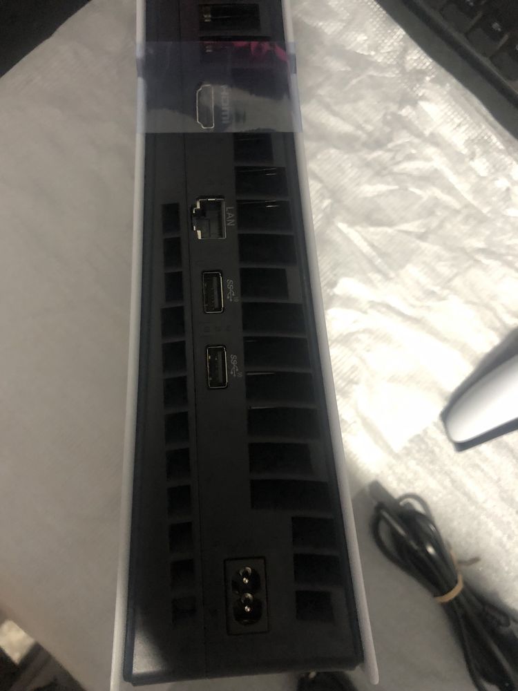 Подаю свой Playstation 5 slim