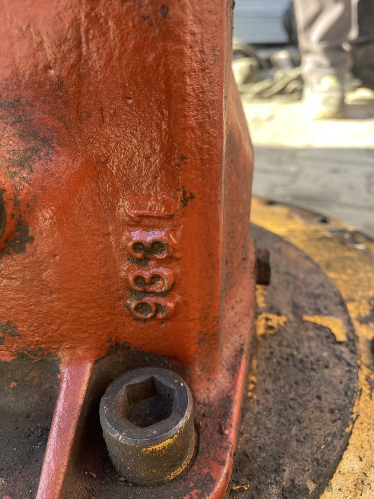Pompa hydraulica Kawasaki NV111DT-170R