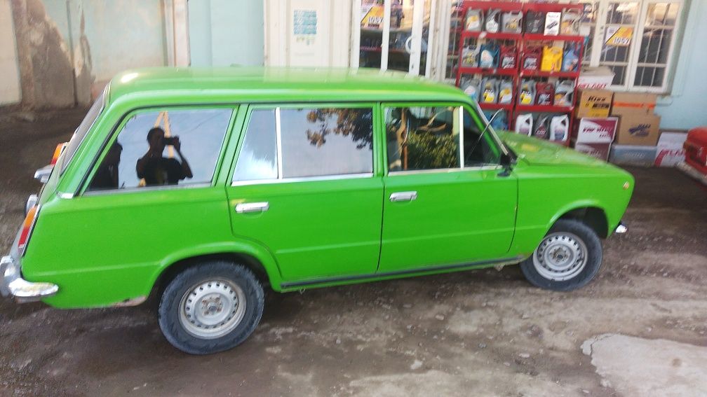 Vaz2102 sotiladi