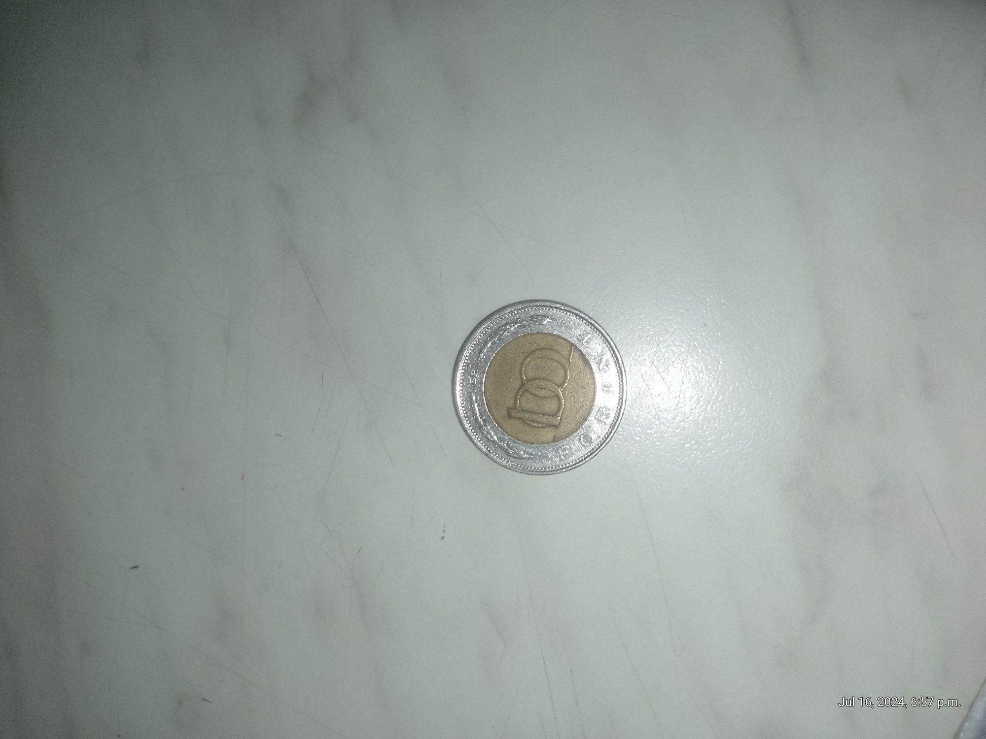 Vînd moneda ungureasca