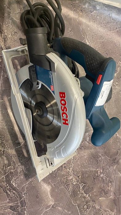 Дисковая пила Bosch (гАктау 7/12) Лот 670691