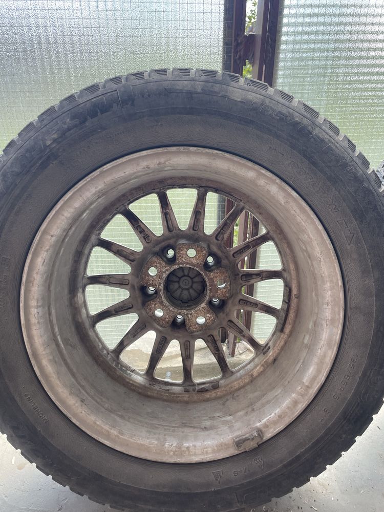 Джанти с гуми за БМВ 15 цола 5X120