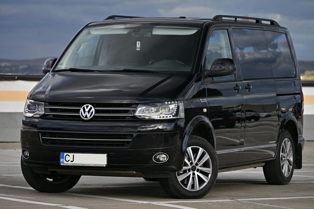 De vânzare urgent..Volkswagen Multivan 2.0 TDI 180cp 4x4 7 locuri Auto