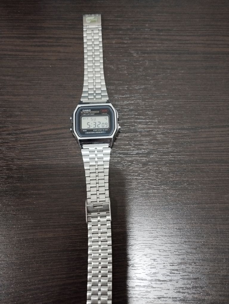 Продам часы Casio