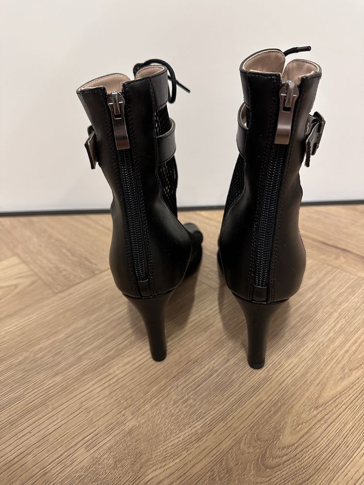Туфли high heels в отличном состоянии