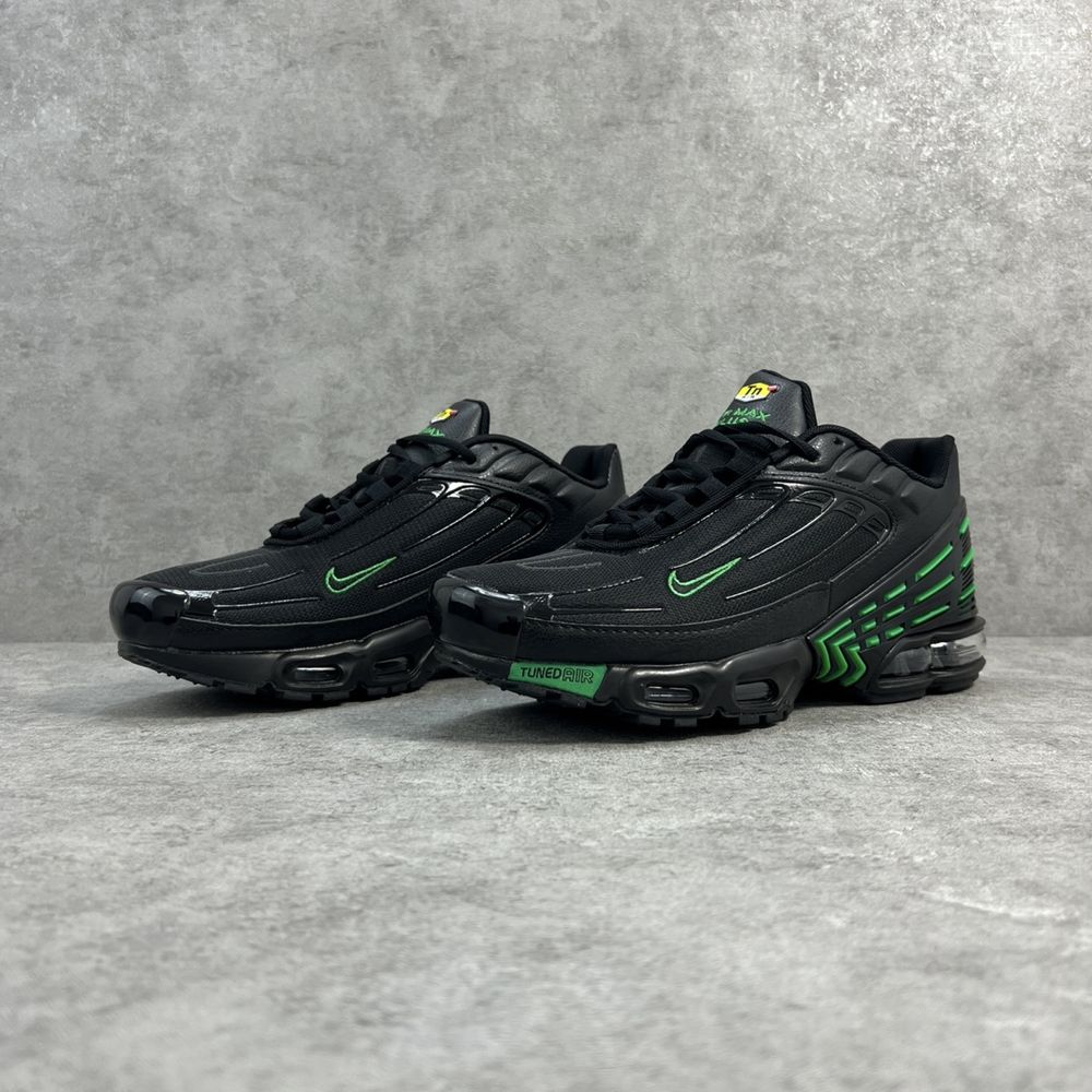Nike Air Max Plus III Negro Verde- 40/41/42