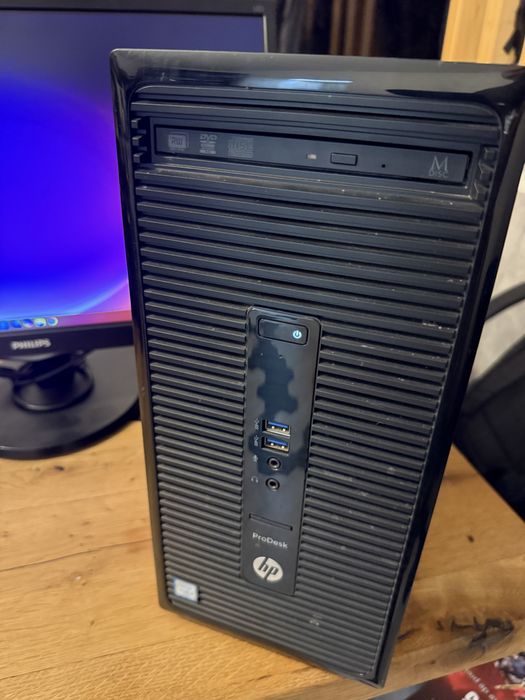 Desktop HP ProDesk 400G3+Monitor 24”