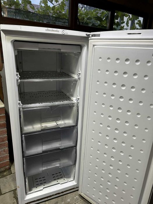 Vand congelator Artic