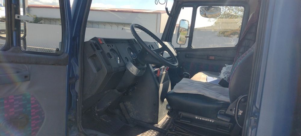 Mercedes Vario 714 D Basculabil