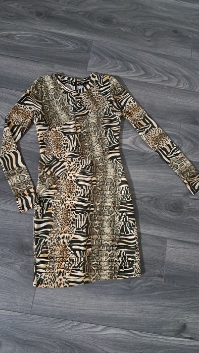 Rochie mânecă lungă XS