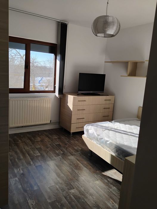 de inchiriat apartament cu 2 camere etj 1 zona centrala