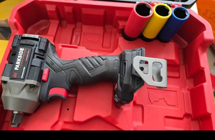 Aplica cu acumulator