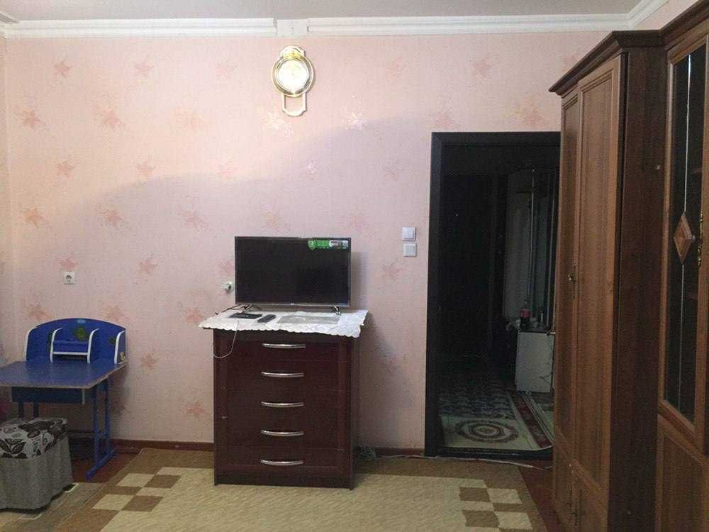 Юнусабаде 7-квартале, около Корзинке и Алфраганус института