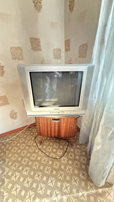 Продается ретро телевизор samsung