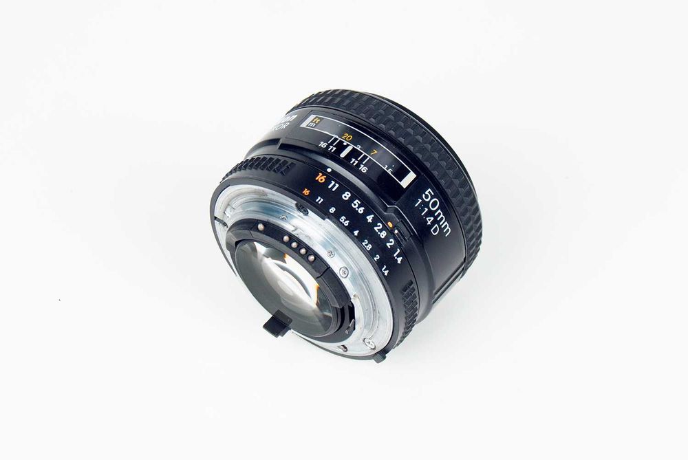 Nikon 50mm f/1.4 AF D