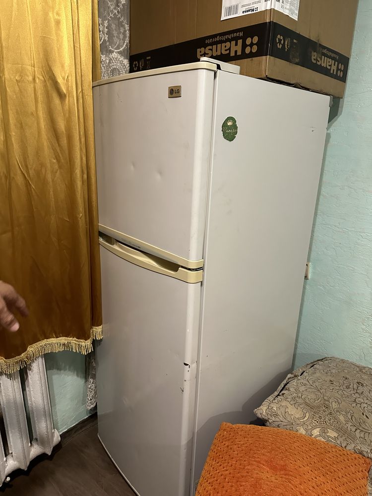 Холодильник на зап части