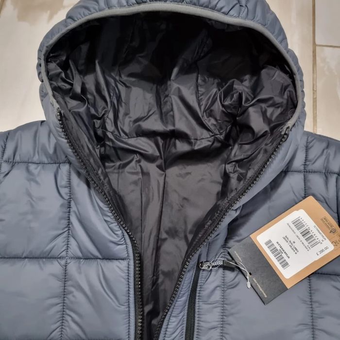 Geaca The North Face Reversibila noua, originala, marimea XS