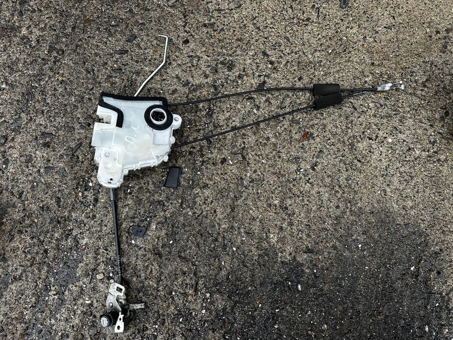 Предна лява брава за Honda Jazz 2008г-2015г