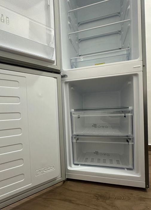 Vand combina frigorifica Arctic AK54270M40S 262 l