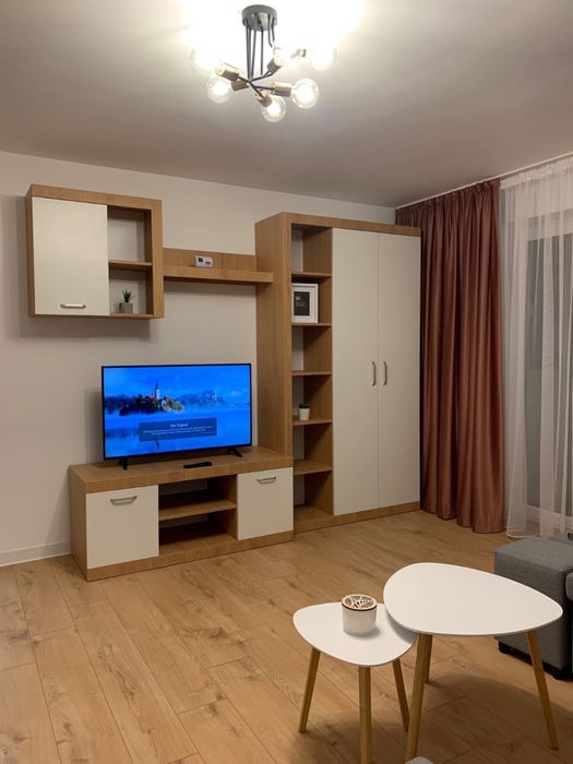 Cazare în regim hotelier apartamente 1-3 cam Centru/Obcini/Zamca/Enesc