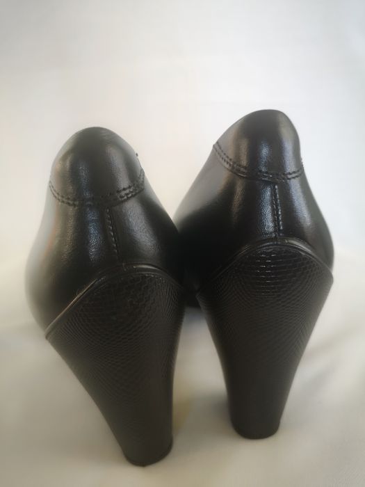 Ecco, обувки естествена кожа, номер 38