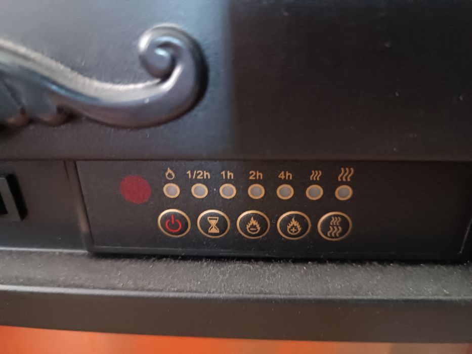 Електрическа камина за вграждане марка ART FLAME модел Christina