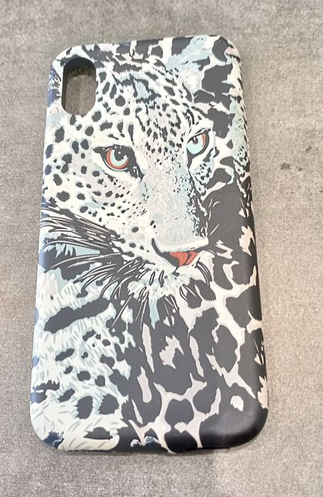 Кейсове за iPhone XS