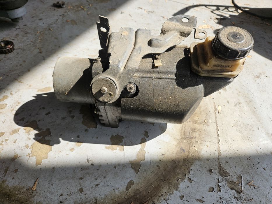 Pompa servo Renault Laguna 3