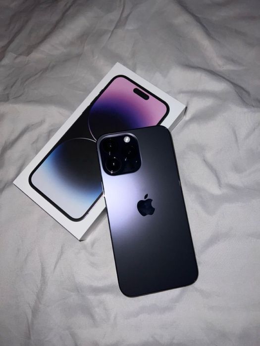 Продам айфон 14 про