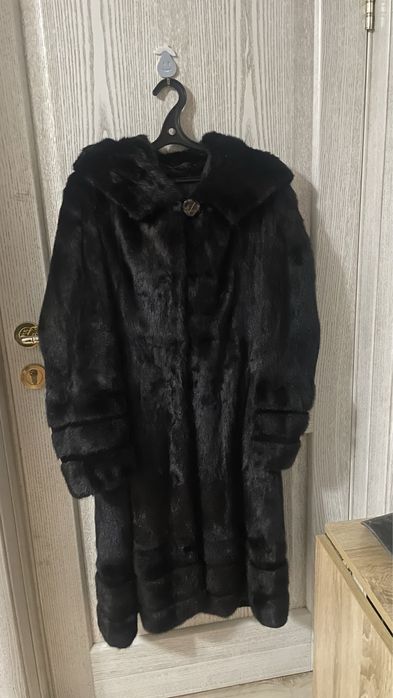 Норковая, натуральная шуба! (цена договорная)