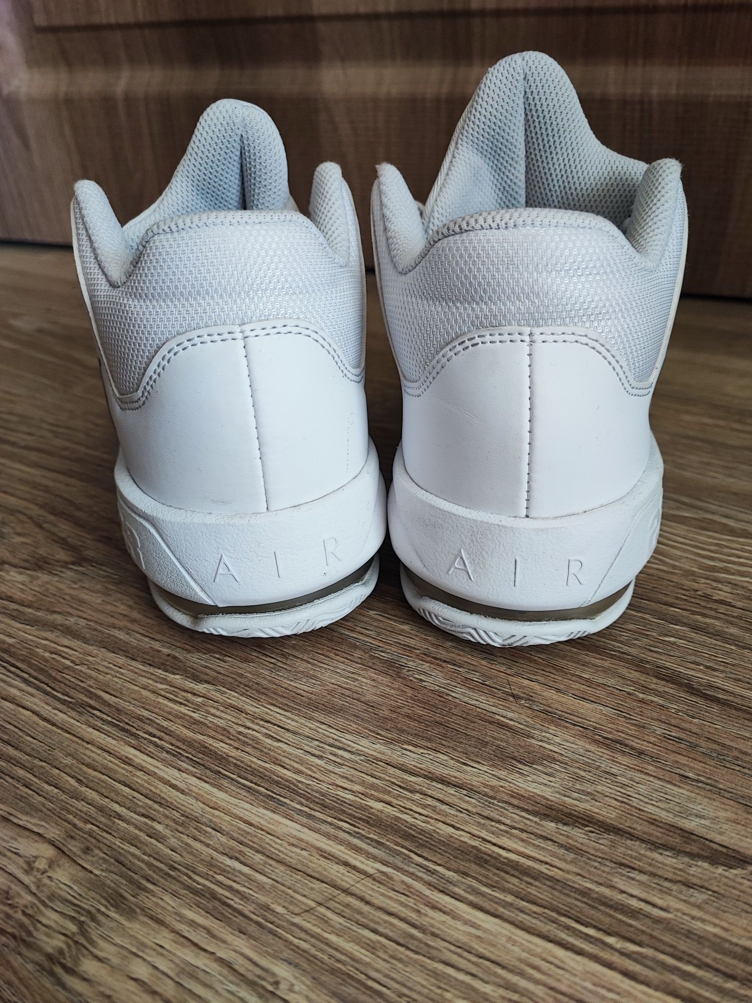 Маратонки Air Jordan UK5 EUR38
