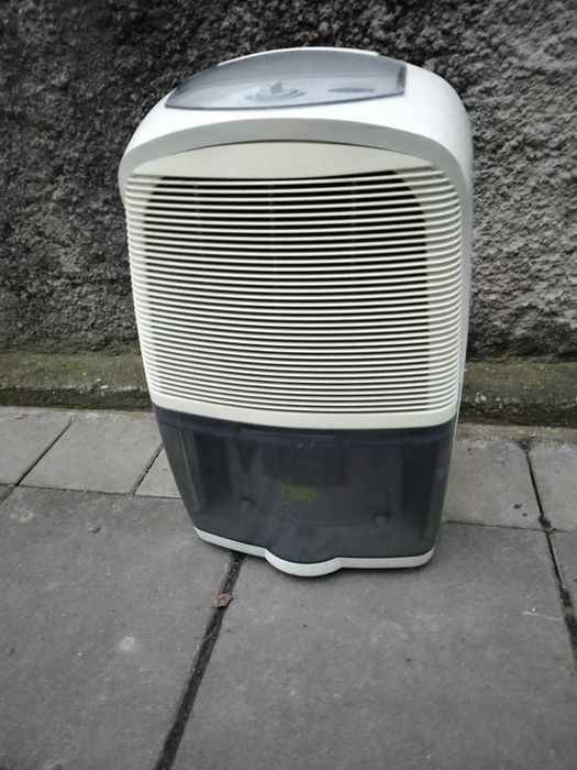 Vând Dezumidificator