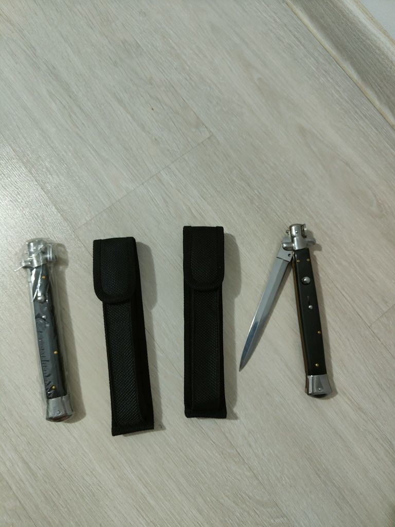 Briceag cu buton , Cuțit Vânătoare/ Model Stiletto lama 17cm