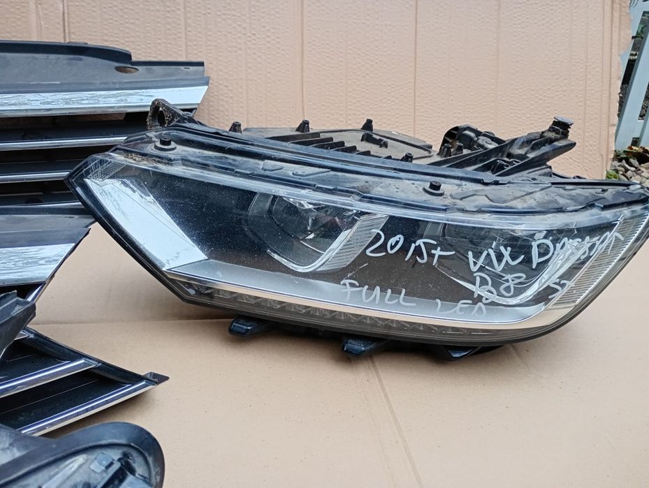 Bara spate grilă ușă armatura stop far faruri full led Vw Passat B8