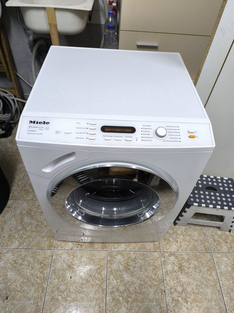 Пералня Miele W 6000 Prima Vera Plus - 8кг. 1600об. Инверторна.