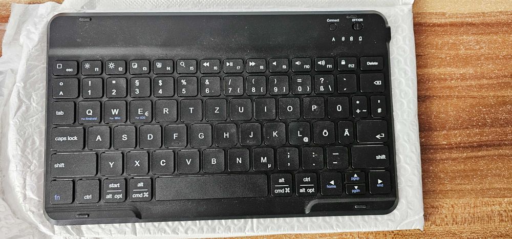 Tastatura Bluetooth